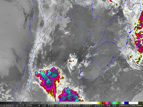 Imagem do satélite GOES 13/NOAA/EUA – Canal do Infravermelho + realce – dia 18/02/2015 – Hora local: 06:45 – Sul do Brasil.